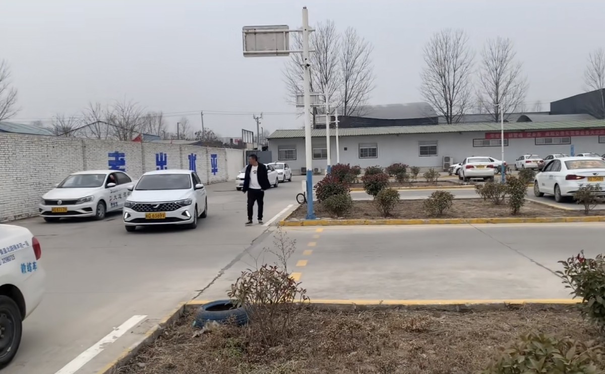 训练场车辆